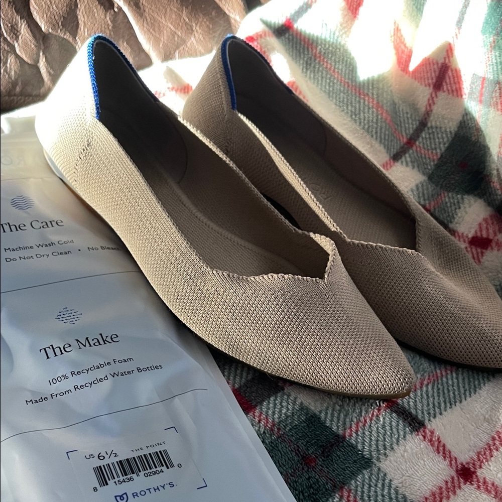 Rothy's Tan Flats with Blue Trim